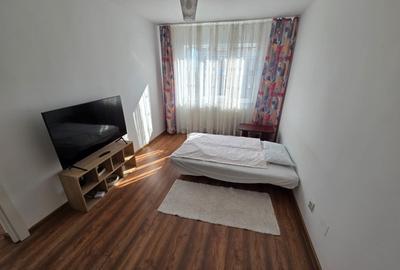 Apartament cu 3 camere semidecomandat, mobilat în Micro 21 - 5