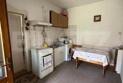 Casă cu 2 camere cu Teren 1700 Mp în Leordeni - 1