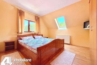 Cladire in Moneasa cu 9 camere: pretabil pensiune, azil batrani, casa vacan?a - 12