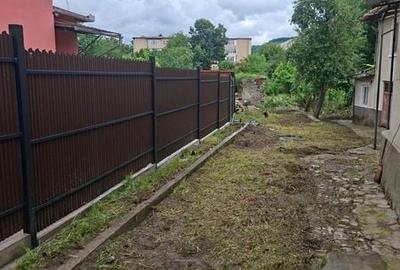 Casă cu 3 camere cu Teren 700 Mp în Central