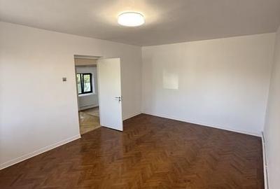 Casă cu 3 camere cu Teren 115 Mp în Bălești