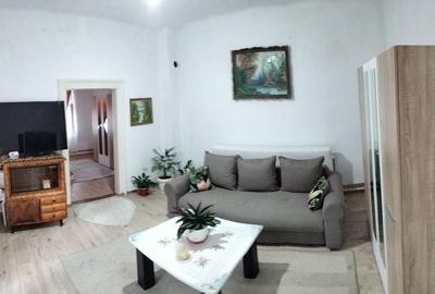 Casă cu 3 camere în Exterior Vest