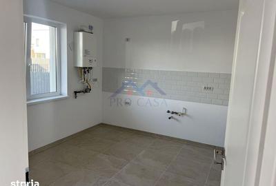 Casă cu 4 camere cu Teren 180 Mp în Cetate
