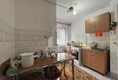 Apartament  cu 2 camere, semidecomandat, etaj intermediar, Dambovita - 7