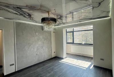 Apartament cu 3 camere semidecomandat în Exterior Vest - 2