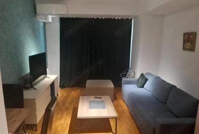 Garsonieră în Titan