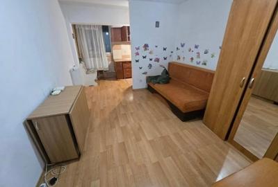 Garsonieră semidecomandată în Alexandru cel Bun - 2