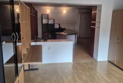 Casă cu 9 camere cu Teren 103 Mp în Ultracentral - 6