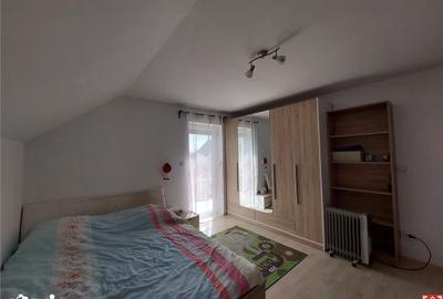 Casă cu 5 camere cu Teren 540 Mp în Sânmihaiu Român - 7