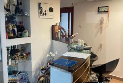 Apartament cu 4 camere semidecomandat în Dacia - 14