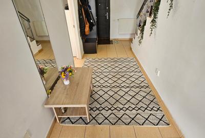 Casă cu 4 camere cu Canalizare în Central - 2