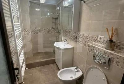 Apartament cu 3 camere decomandat în 13 Septembrie
