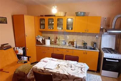 Casă cu 6 camere cu Teren 390 Mp în Central - 13