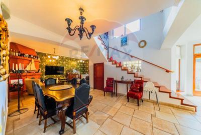 Vila cu 6 camere de vanzare - 4