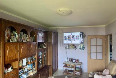 Apartament cu 2 camere decomandat, mobilat în Aradului
