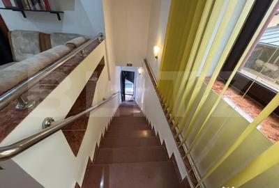 Spațiu comercial, de 650 mp, în Central - 13