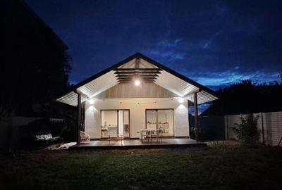 Casa de inchiriat 4 camere, 2 bai la 20 km Fabrica de Glucoza pe A3 - 11