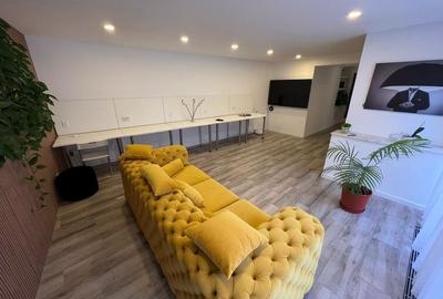 Apartament cu 3 camere decomandat, mobilat în Decebal