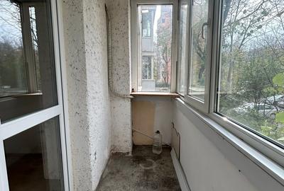 Titan 2 Camere Etaj 1 49 Mp Bloc Reabilitat 10 Min Metrou 10 Min Parc IOR - 6