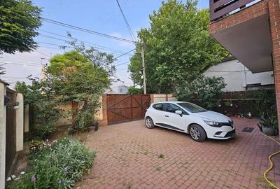 Casa 300mp utili- teren 550mp Sector 4 - Luica Giurgiului Piata Resita - 8