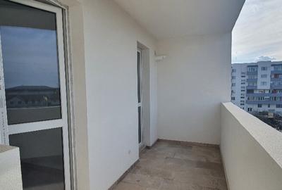 Garsoniera spatioasa, imobil nou, metrou Berceni - 1