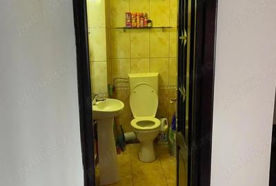 Apartament de vanzare 3 camere Piata Neam? zona 1 mai - 2