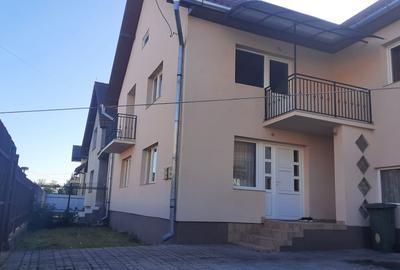 Casă cu 4 camere în Central - 8