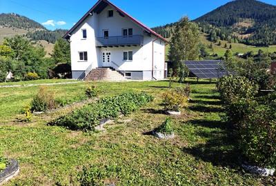 Casă cu 4 camere în Botoș - 2