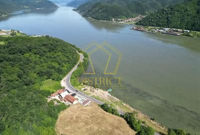 Teren Construcții intravilan de 1650 mp, în Sichevița - 4