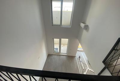 Penthouse cu 2 camere decomandat, mobilat în Berceni - 9