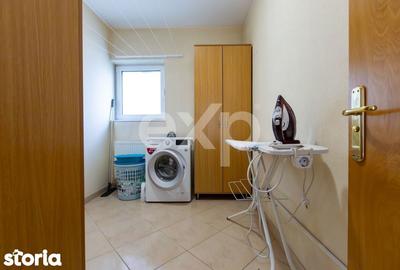 Casă cu 5 camere cu Teren 3659 Mp în Sărata - 3