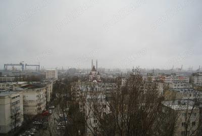Apartament cu 2 camere decomandat în Abator