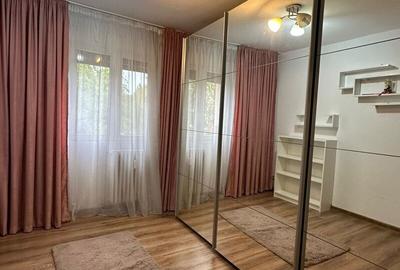 Apartament cu 4 camere decomandat, mobilat în Titan - 17