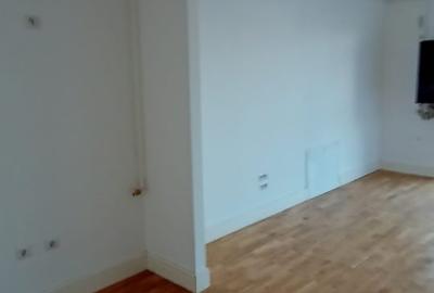 Vând apartament cu terasa - 14