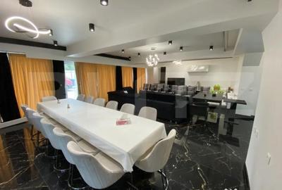 Casă cu 4 camere cu Teren 500 Mp în Central - 1