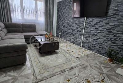 Etaj intermediar, Apartament 3 camere  mobilat & utilat  70mp - Podu Ros + CT - 2