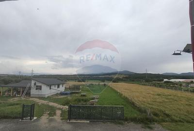 Casă cu 5 camere cu Teren 550 Mp în Central