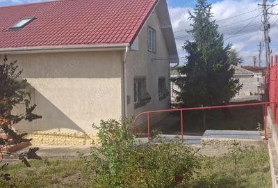 Casă cu 4 camere cu Teren 1300 Mp în Poarta Albă - 8