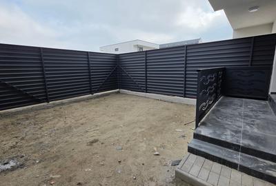 Apartament cu 2 camere decomandat în Bragadiru