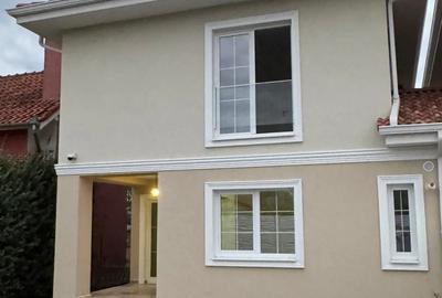 Proprietar-Casa individuala (4 camere+living+3bai) Mo?ni?a Noua-asfalt - 3