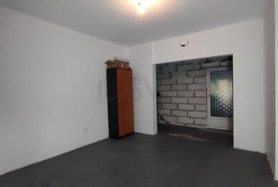 Apartament cu 4 camere decomandat în Unirii - 9