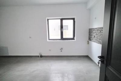 Duplex cu 5 camere cu Canalizare în Haliu - 6