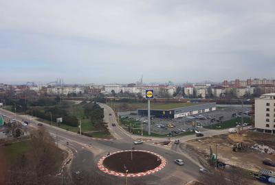 Apartament cu 2 camere decomandat în Central