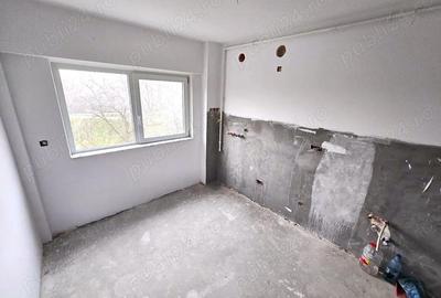 Apartament cu 4 camere semidecomandat în Micro 16 - 7