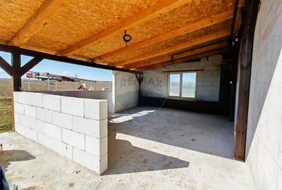 Casă cu 2 camere cu Teren 529 Mp în Roșia - 7