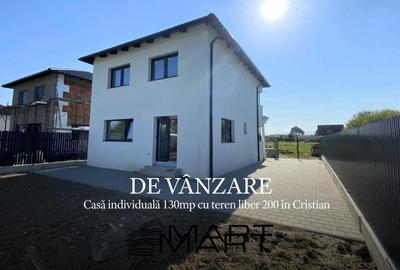 Casă individuală cu 4 camere cu Canalizare în Cristian