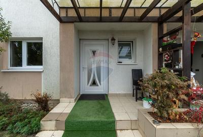 Apartament cu 6 camere decomandat, mobilat în Noua - 2