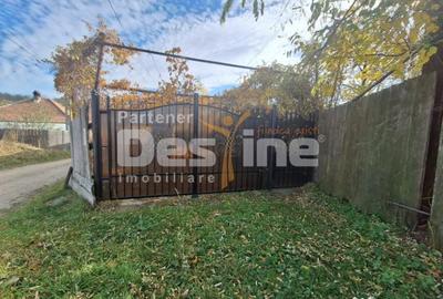 Casă cu 2 camere cu Teren 609 Mp în Coman - 9