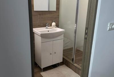 Apartament cu 2 camere decomandat în Micro 4 - 2