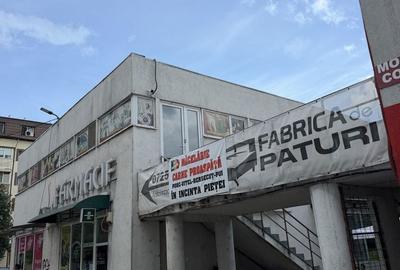 Spațiu comercial, de 350 mp, în CET - 1